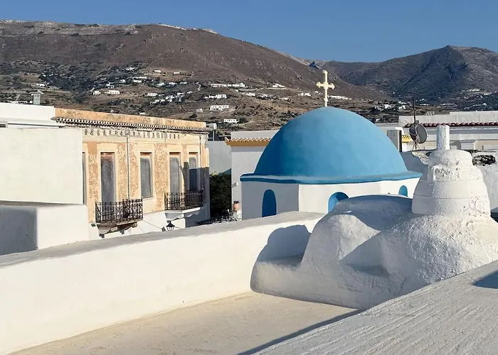 House Of The Arts * Páros