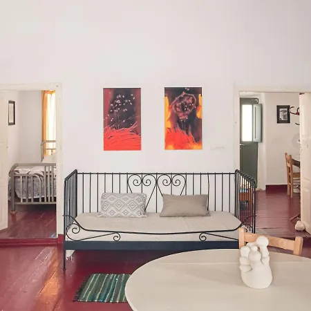 منزل ريفي House Of The Arts *