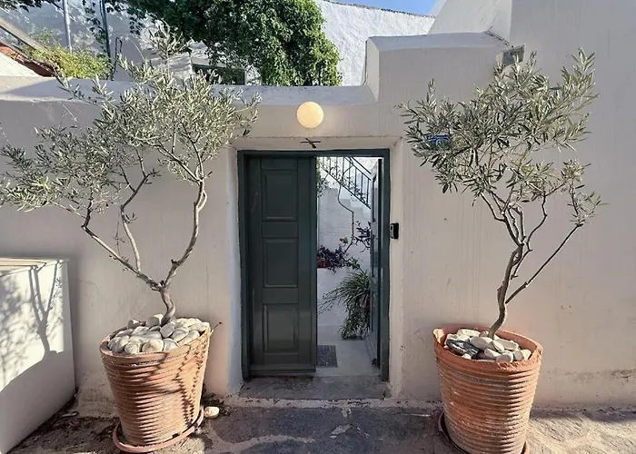 House Of The Arts Páros