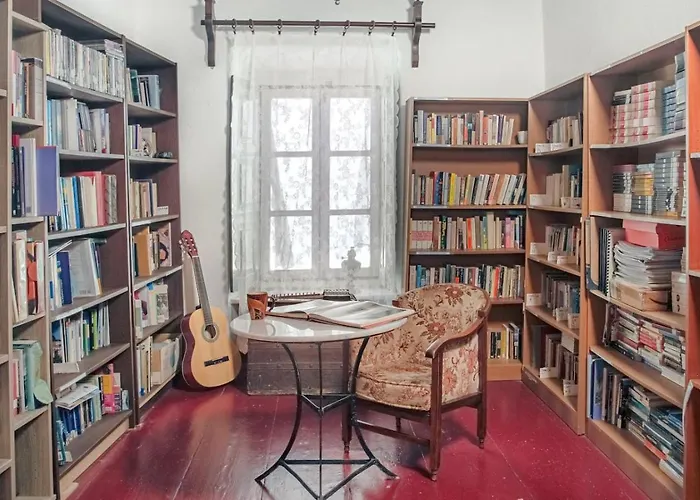 House Of The Arts 컨트리하우스 Páros